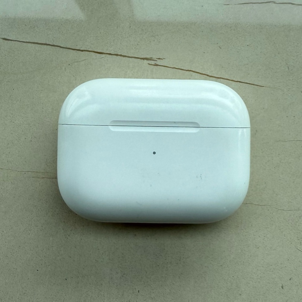 Apple AirPods Pro First Generation Charging Case